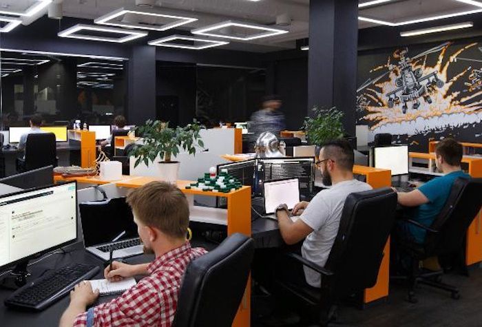 Благодаря автоматической проверке контрагентов бухгалтер IT компании смотрит баланс не выходя из программы 1С