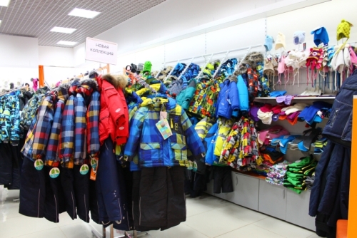 Проект автоматизации сети магазинов детской одежды на базе "1С:Розница"