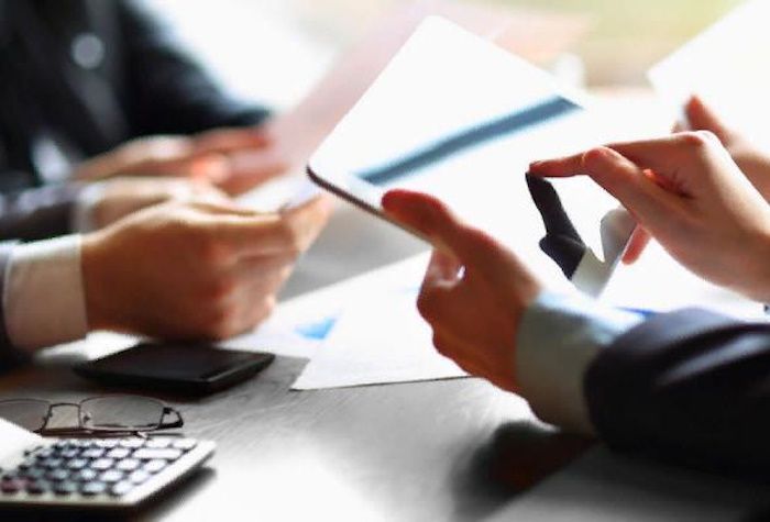 С договором «1С:ИТС ПРОФ» финансовой организации всегда доступна актуальная информация об изменениях законодательства и их отражении в программах 1С